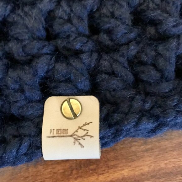 P.T. Designs Women's Navy Lambswool Blend Chunky Knit Shrug Cowl Neck Warmer. OS - Picture 6 of 10